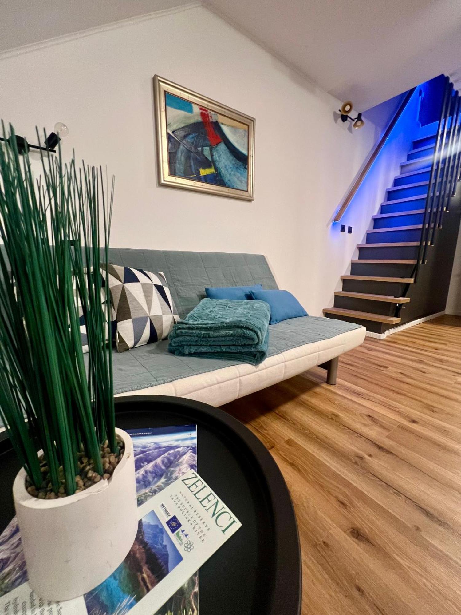Sport & Sunny Cosy Alpine Retreat Appartement Kranjska Gora Buitenkant foto